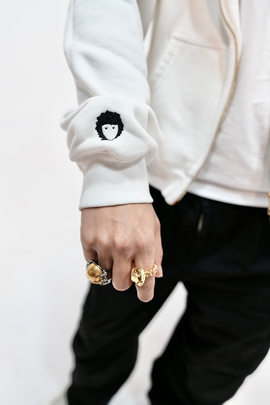 Zip up VERSE hoodie white